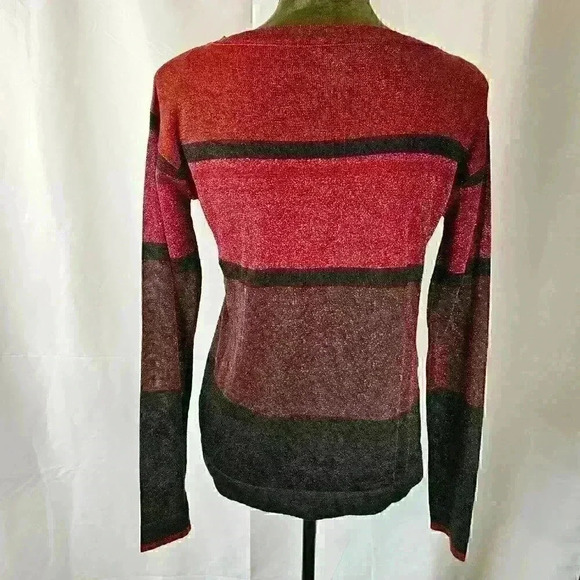 ✨Like New✨ Venus Long-Sleeved Striped Shimmer Lightweight Sweater, Size XS - Picture 2 of 9